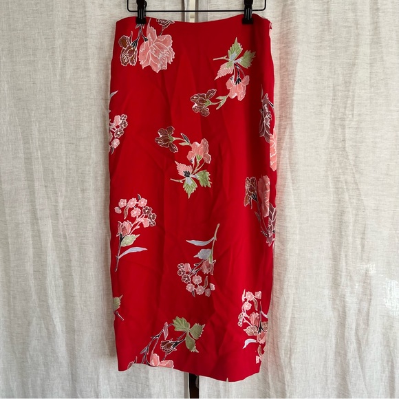 Diane Von Furstenberg Dresses & Skirts - Diane von Furstenberg Floral Red Midi Pencil Skirt